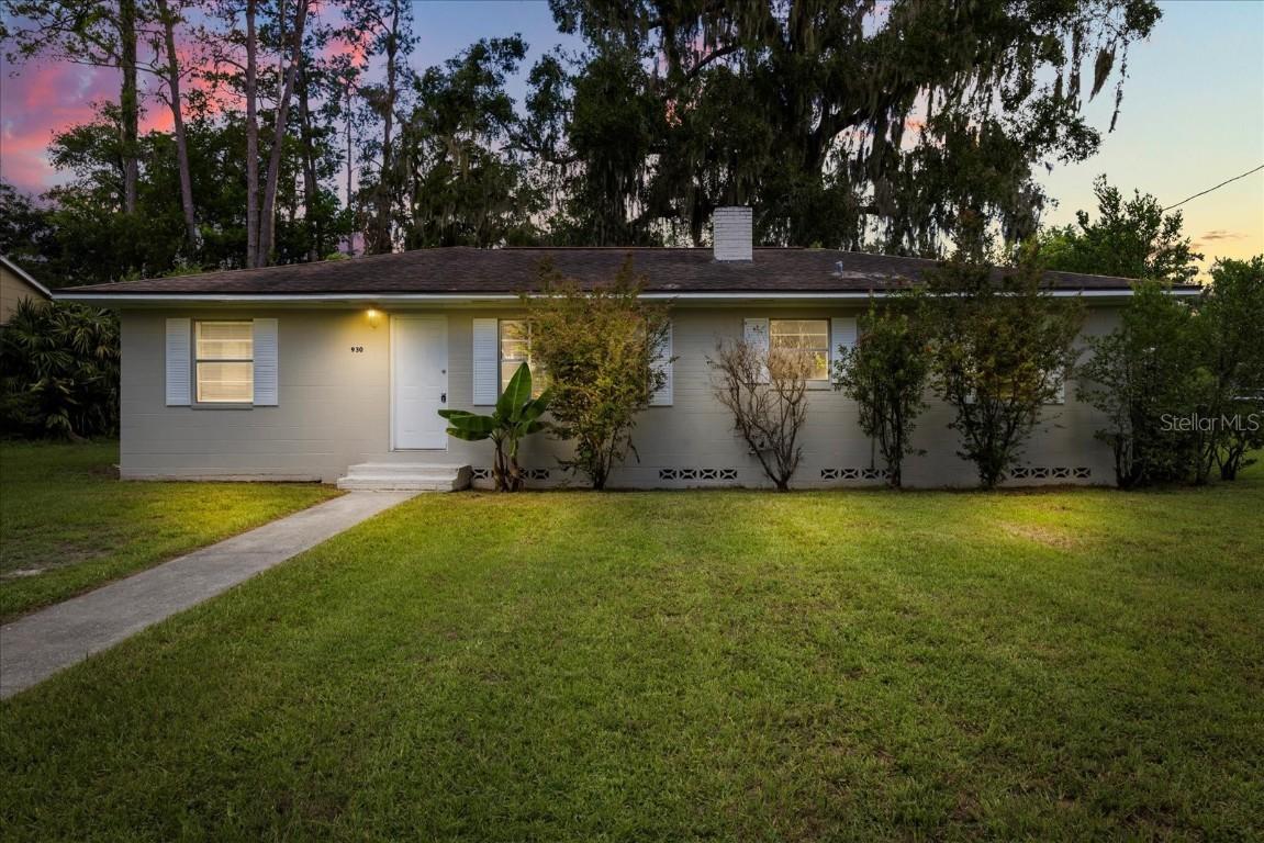 930 NE 14th Ave., Ocala, FL 34470