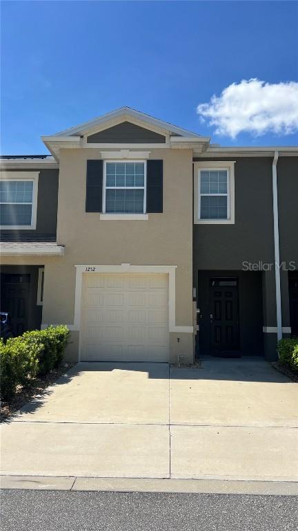 1252 Yellow Finch Dr., Davenport, FL 33837