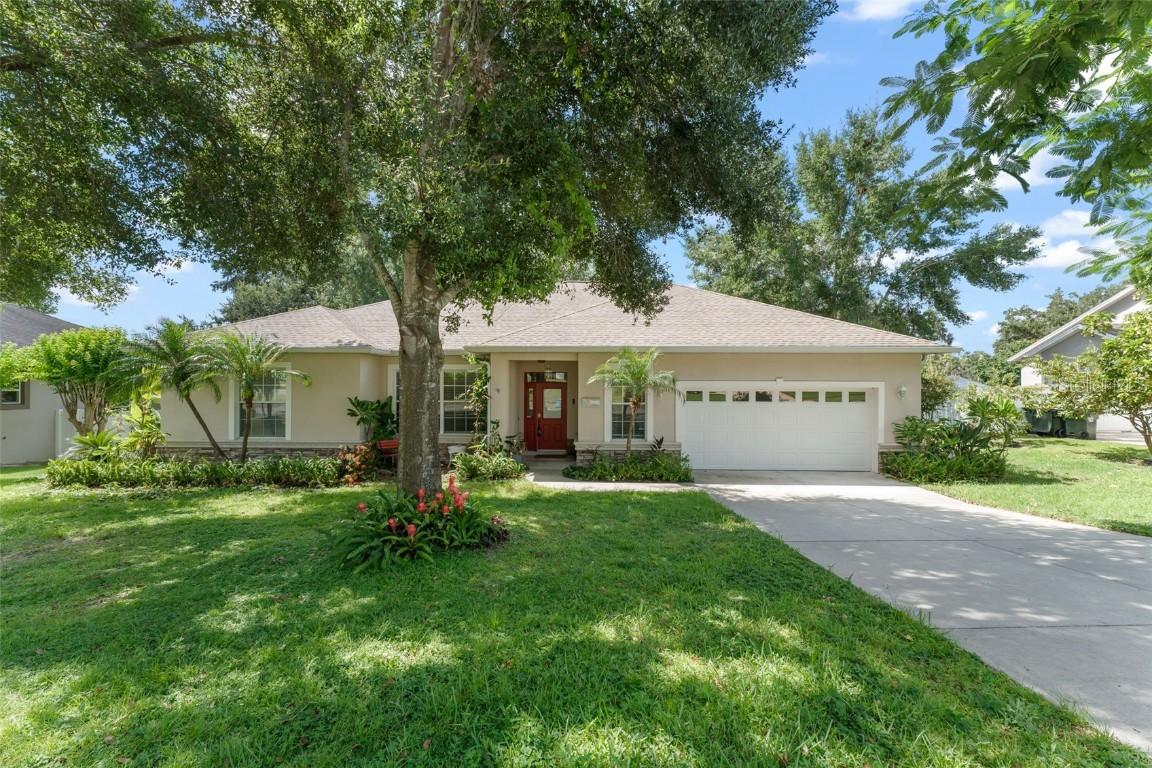 1224 Shorecrest Cir., Clermont, FL 34711
