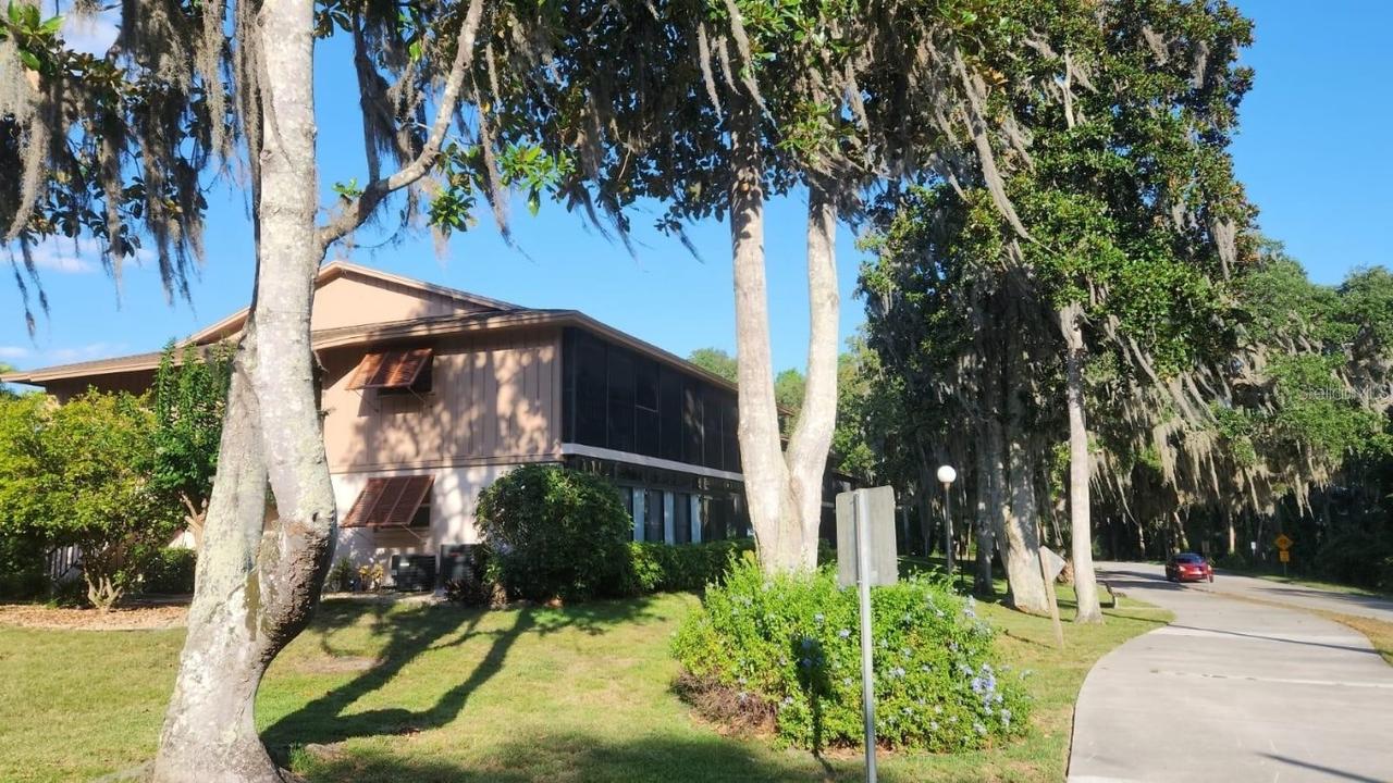 190 Hickory Woods Ct. #7B, Deltona, FL 32725
