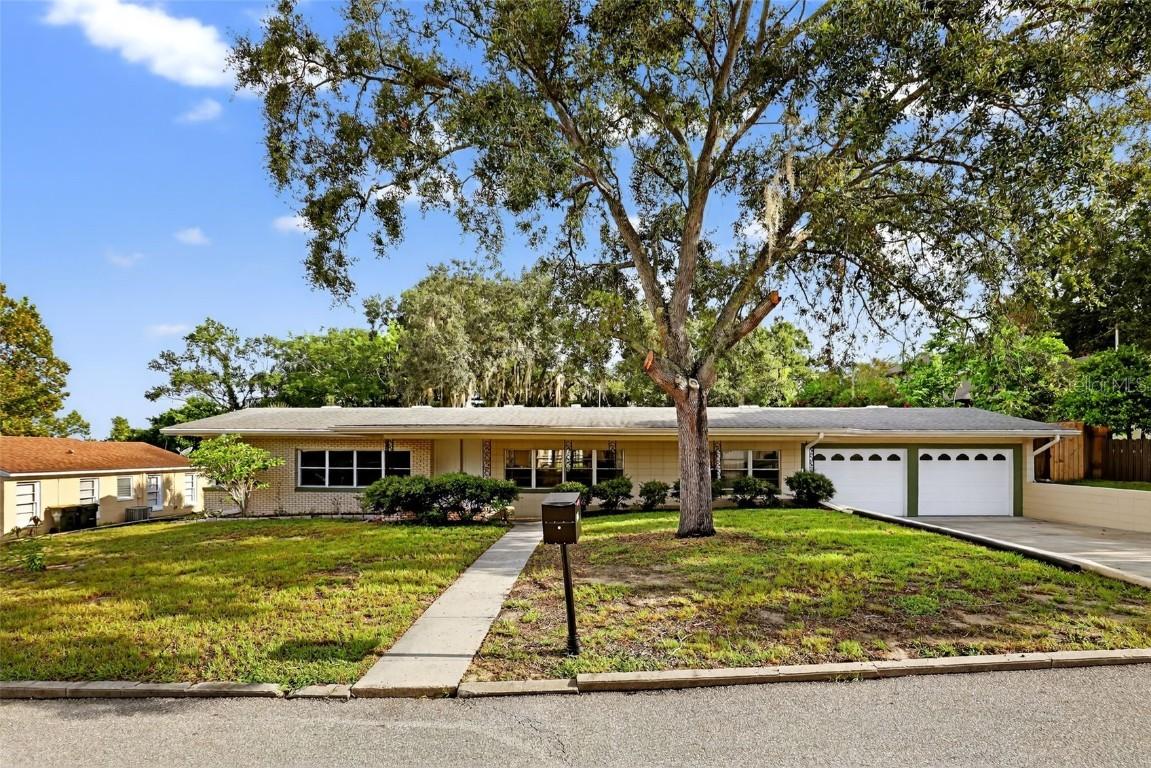 242 Carroll St., Clermont, FL 34711