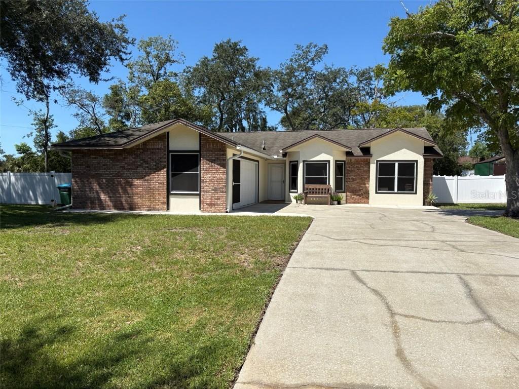 1400 Franconia Ave., Deltona, FL 32738