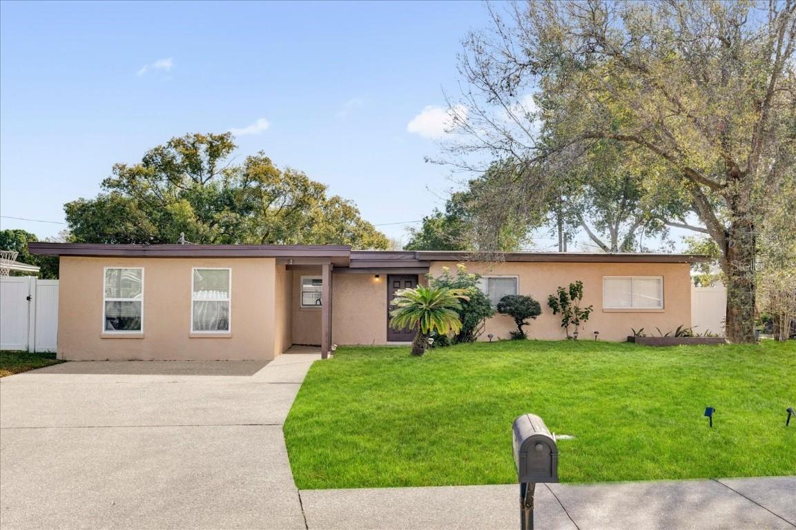 1725 Marcia Dr., Orlando, FL 32807