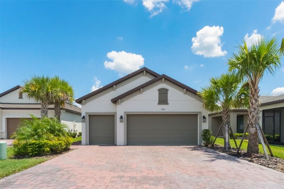 1062 Umbria Dr., Kissimmee, FL 34759