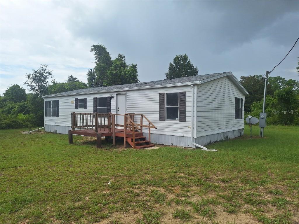 15553 NE 236th Ln., Fort Mc Coy, FL 32134