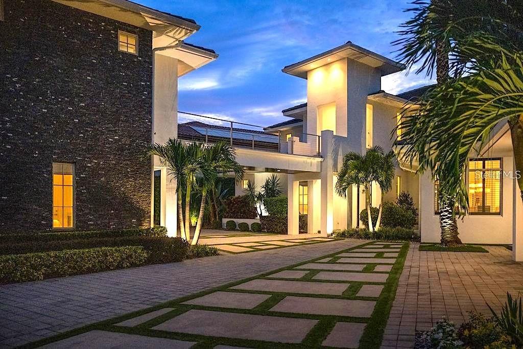 9721 Carillon Park Dr., Windermere, FL 34786