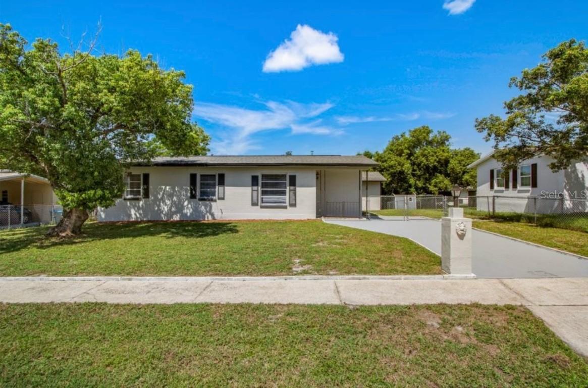 2450 Cardena Ave., Deltona, FL 32738