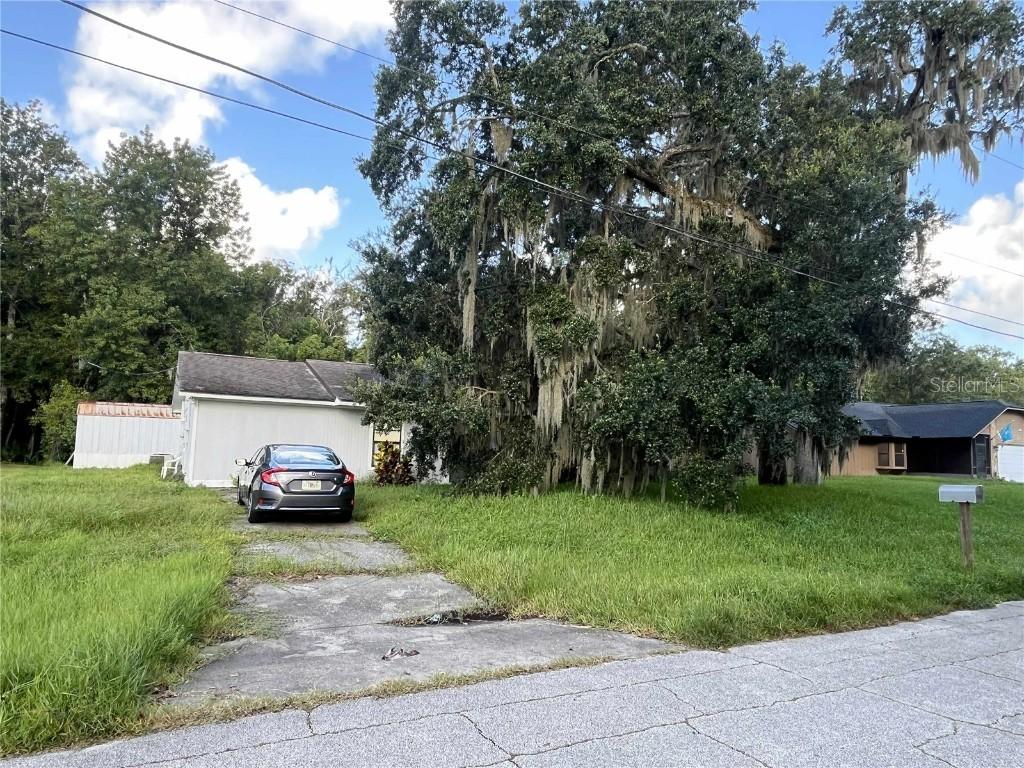 3426 Silver Palm Dr., Edgewater, FL 32141