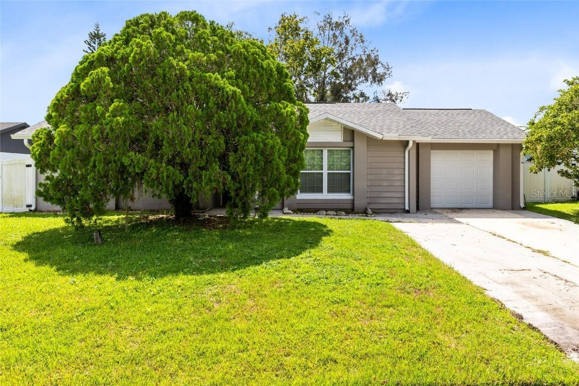 326 Colonade Ct., Kissimmee, FL 34758