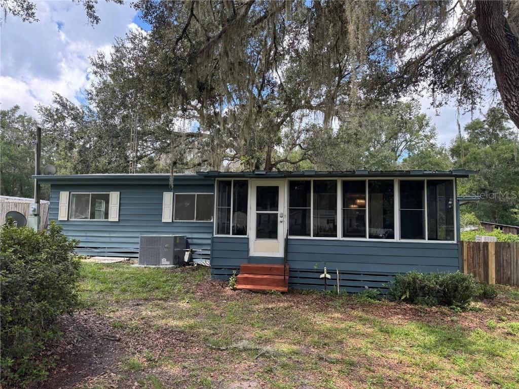 8210 S Cove Point, Floral City, FL 34436