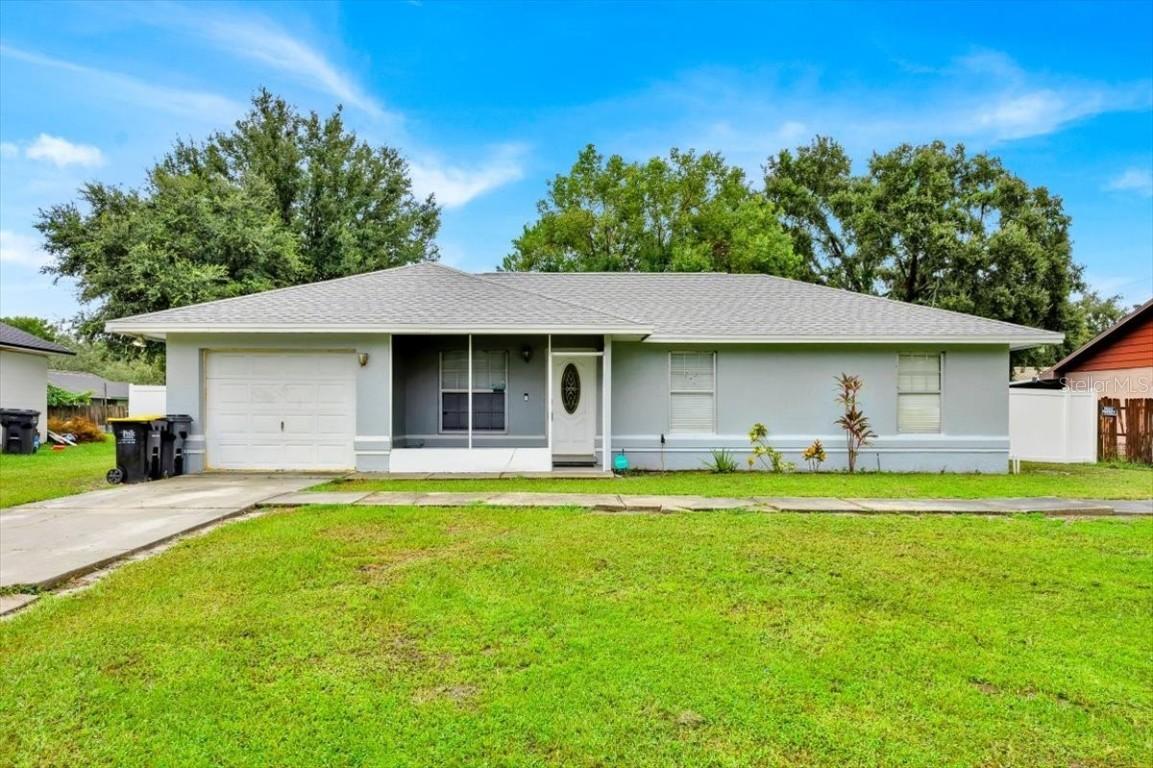 605 Kings Ln., Winter Haven, FL 33880