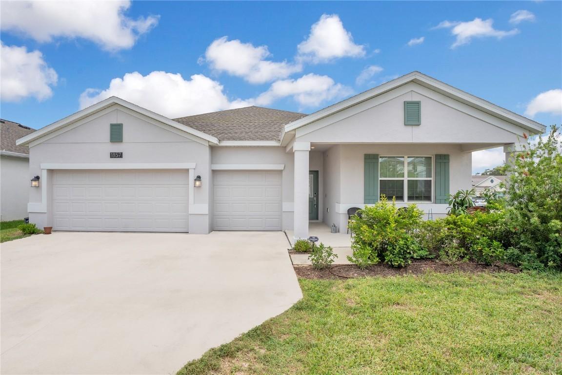 1857 Perch Hammock Loop, Groveland, FL 34736