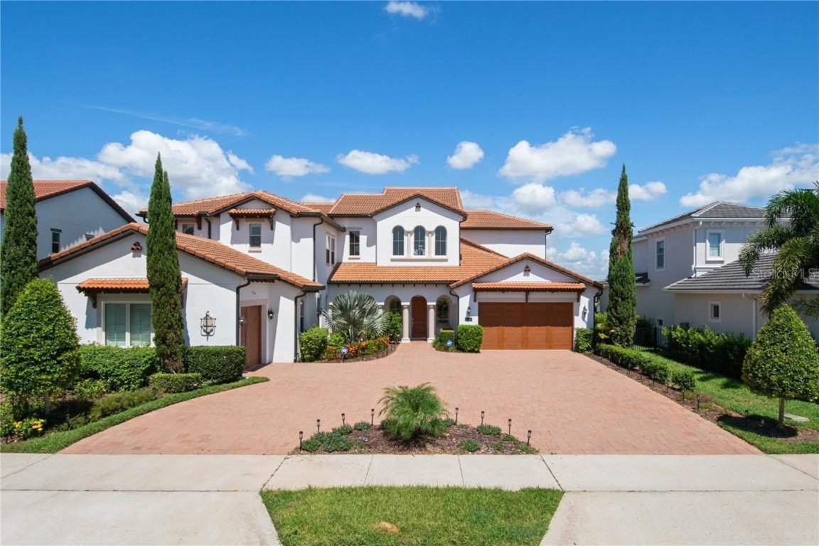 15681 Panther Lake Dr., Winter Garden, FL 34787