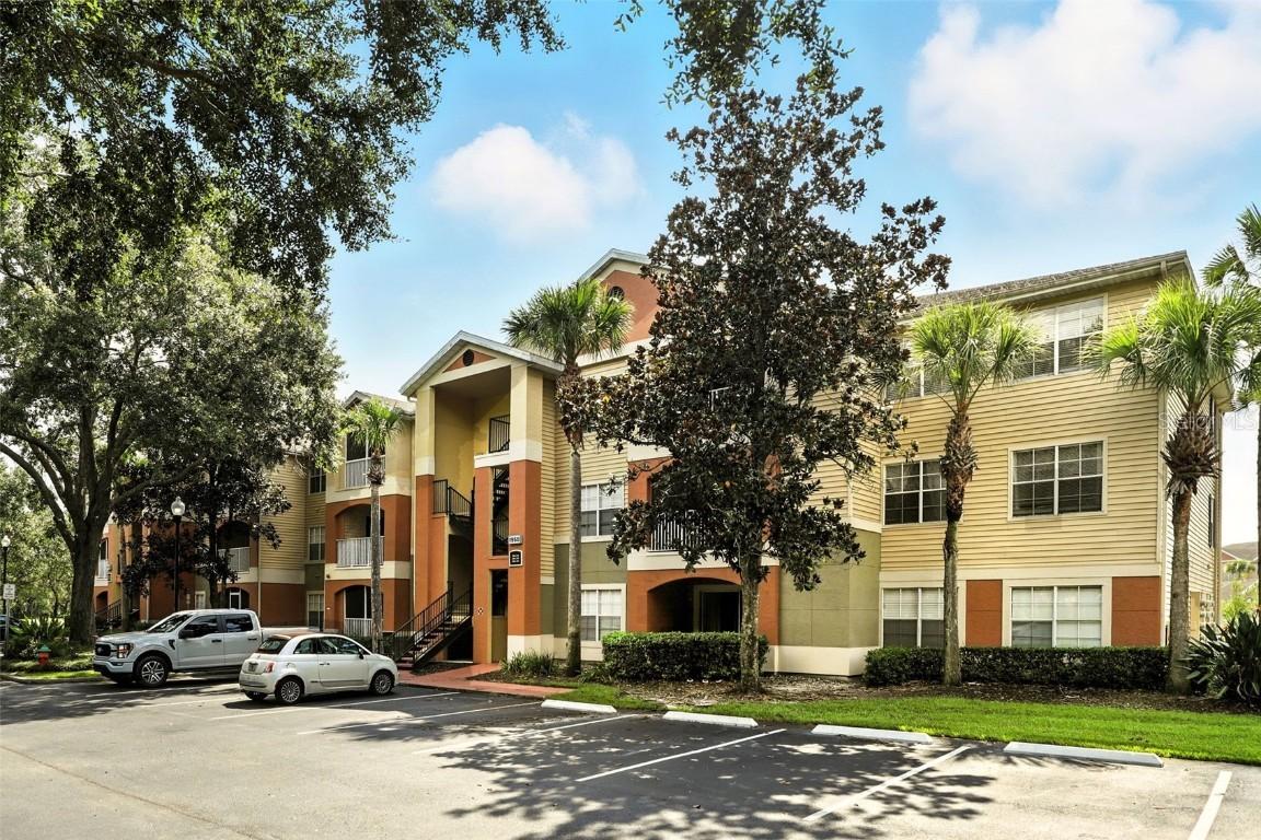 1950 Summer Club Dr. #304, Oviedo, FL 32765