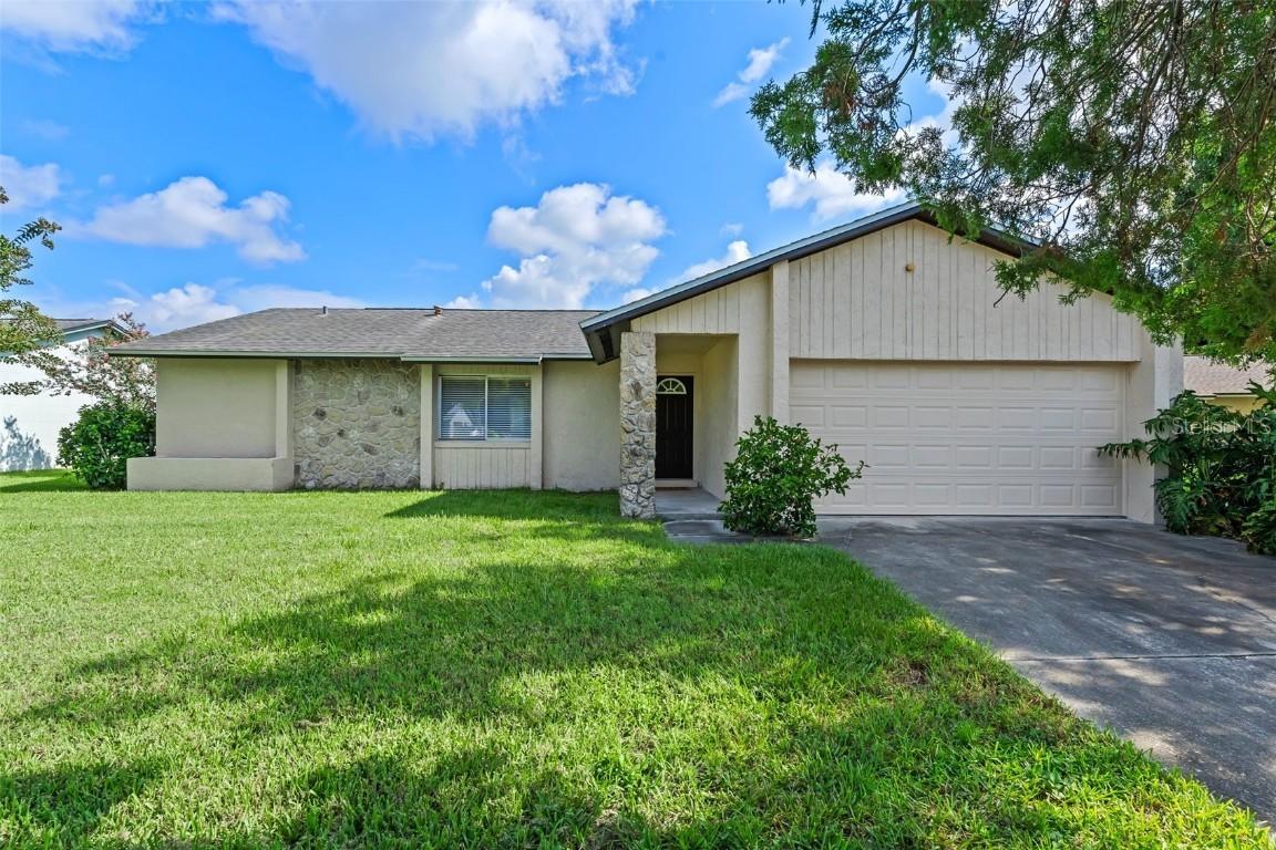 2317 Woodleaf Ct., Orlando, FL 32837