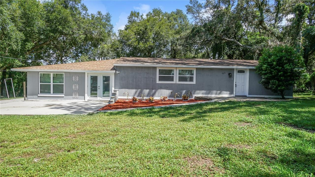 721 E 13th St., Apopka, FL 32703