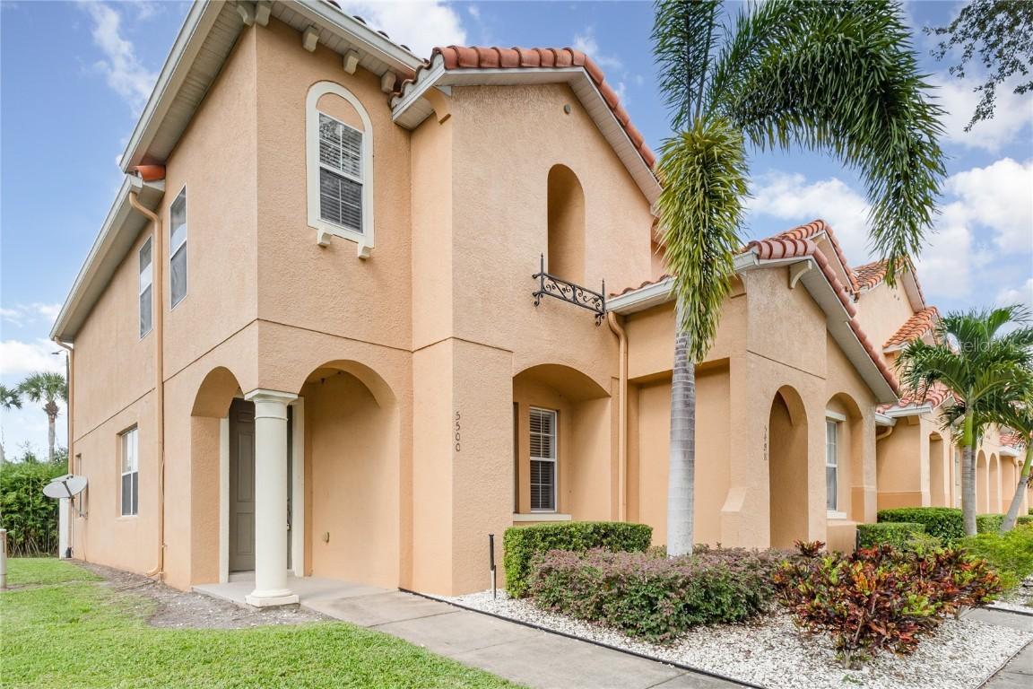5500 S Paradise Cay Cir., Kissimmee, FL 34746
