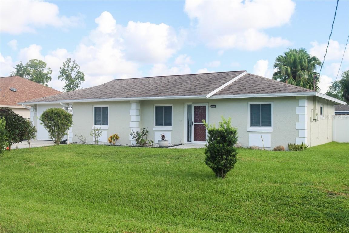 37 Bayside Dr., Palm Coast, FL 32137