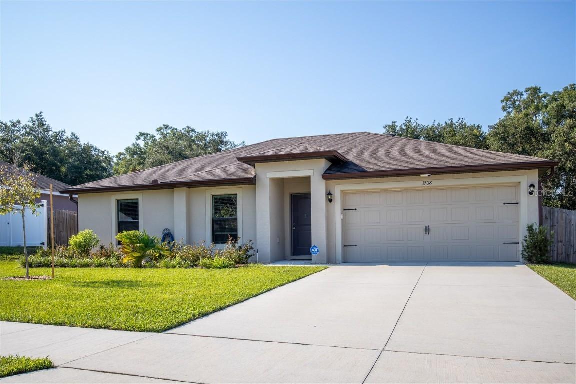 1708 Windward Oaks Dr., Deland, FL 32720
