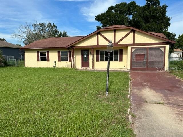 329 Oak Track Dr., Ocala, FL 34472
