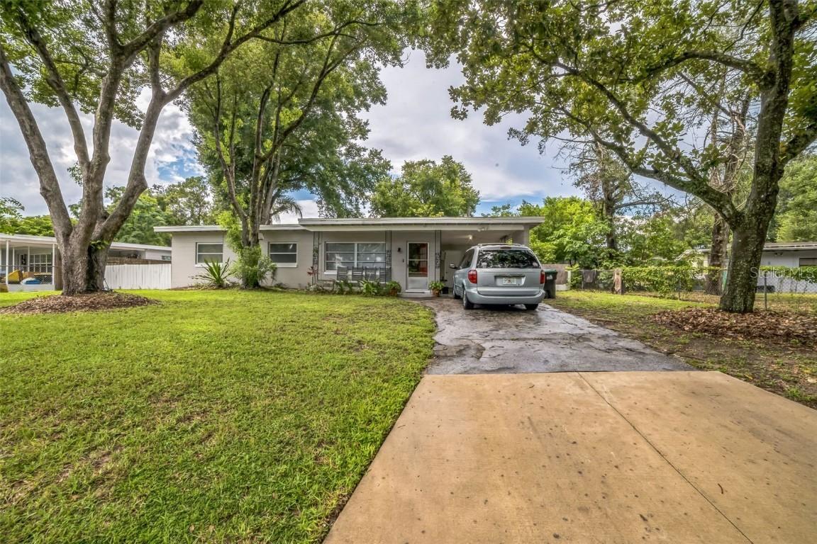 1435 Eden Dr., Apopka, FL 32703