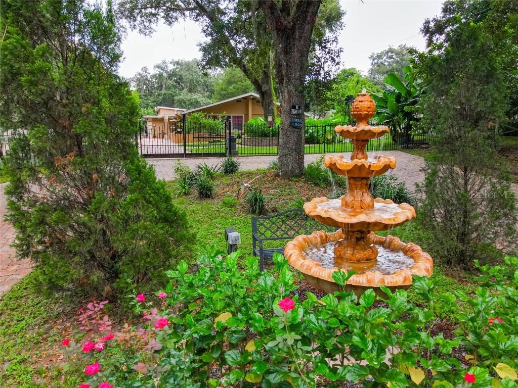 3849 Round Lake Rd., Zellwood, FL 32798