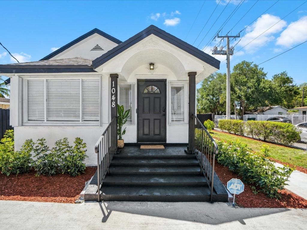 1048 NW 33rd Ave., Miami, FL 33125