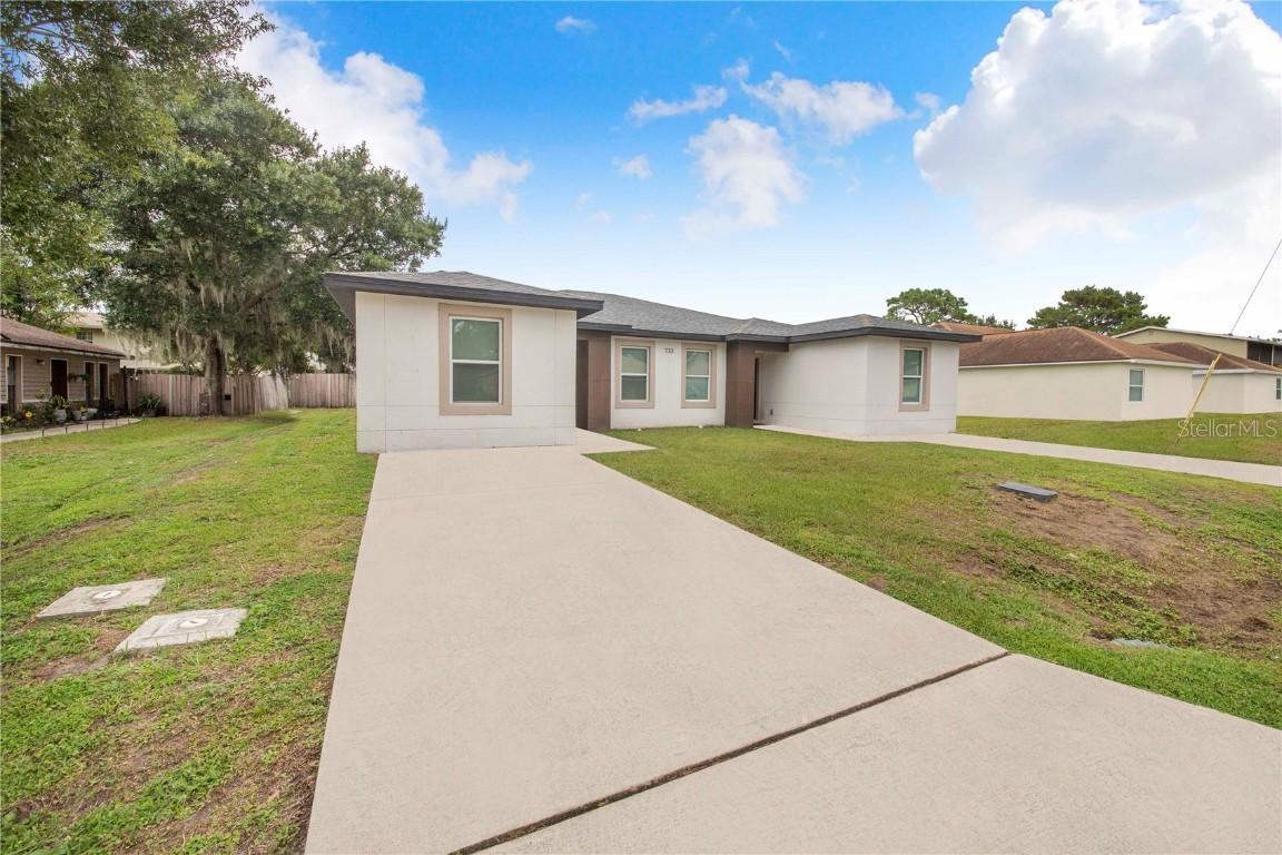 733 Lucaya Dr. #A&B, Kissimmee, FL 34758