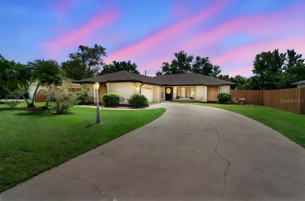 1051 Matterhorn St., Deltona, FL 32725