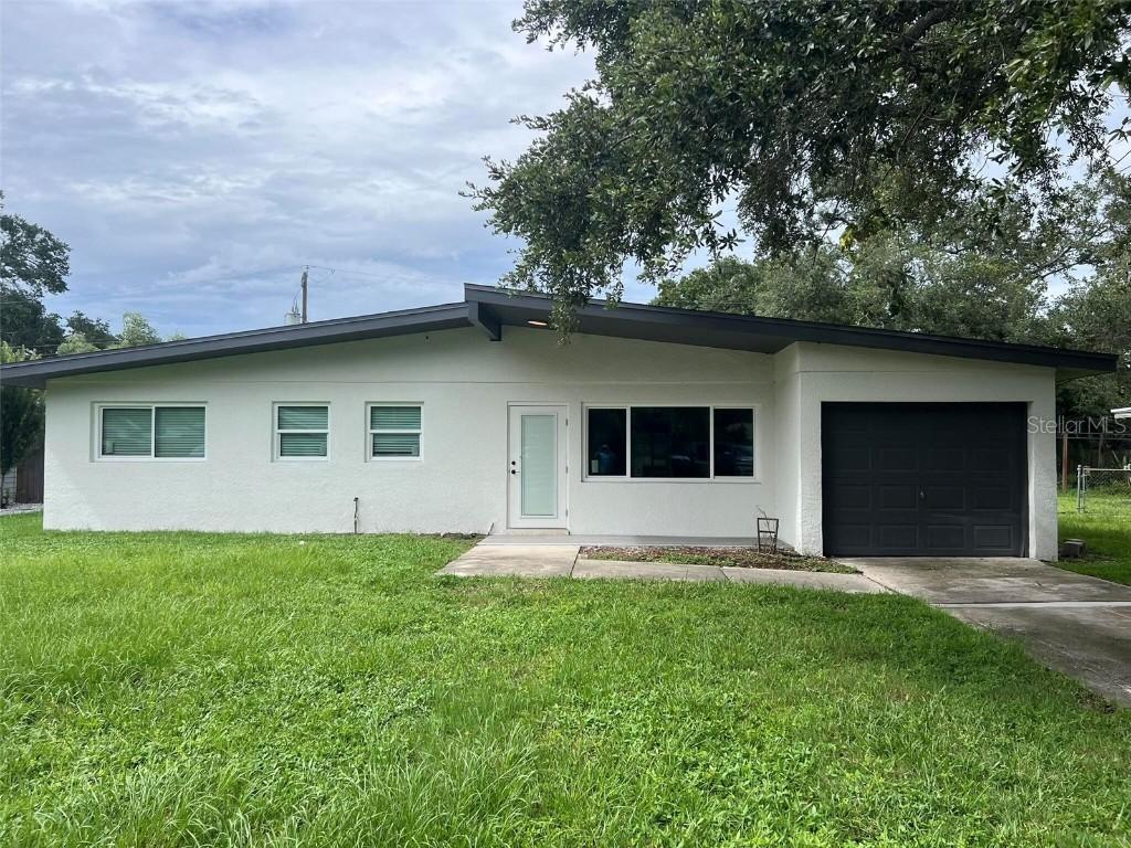 3169 Bellevue St., Sarasota, FL 34237