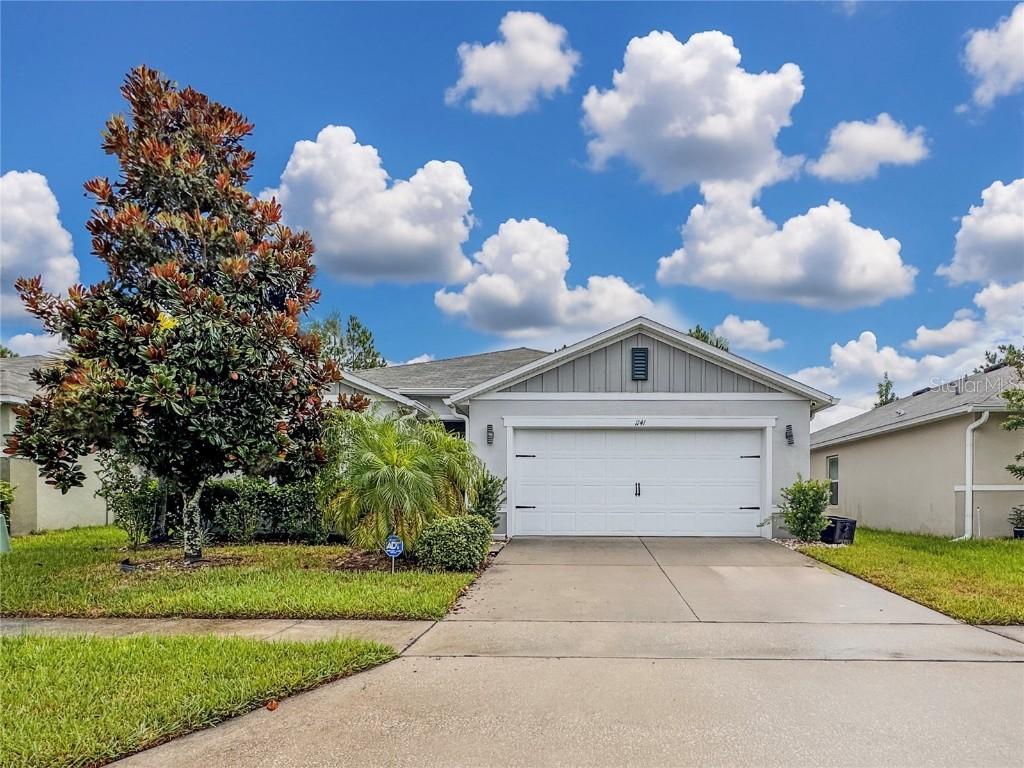 1141 Augustus Dr., Davenport, FL 33896