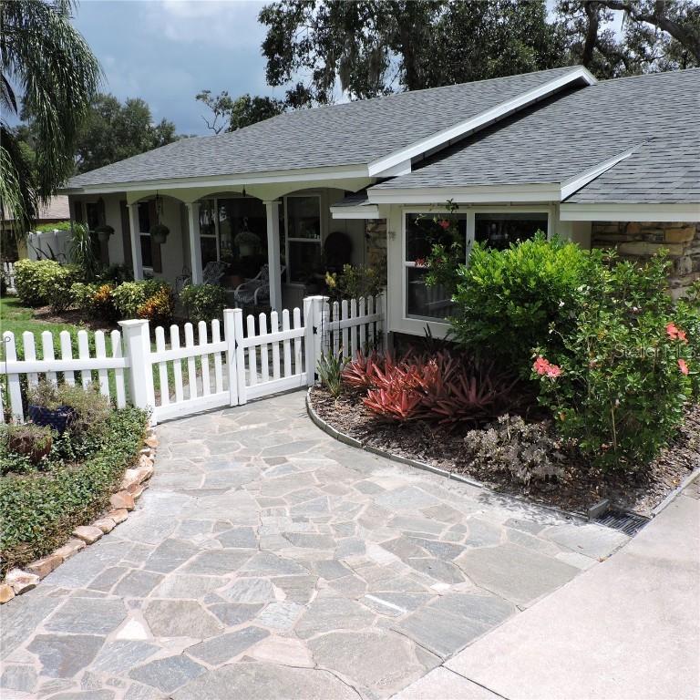 2312 Hillside Dr., Mount Dora, FL 32757