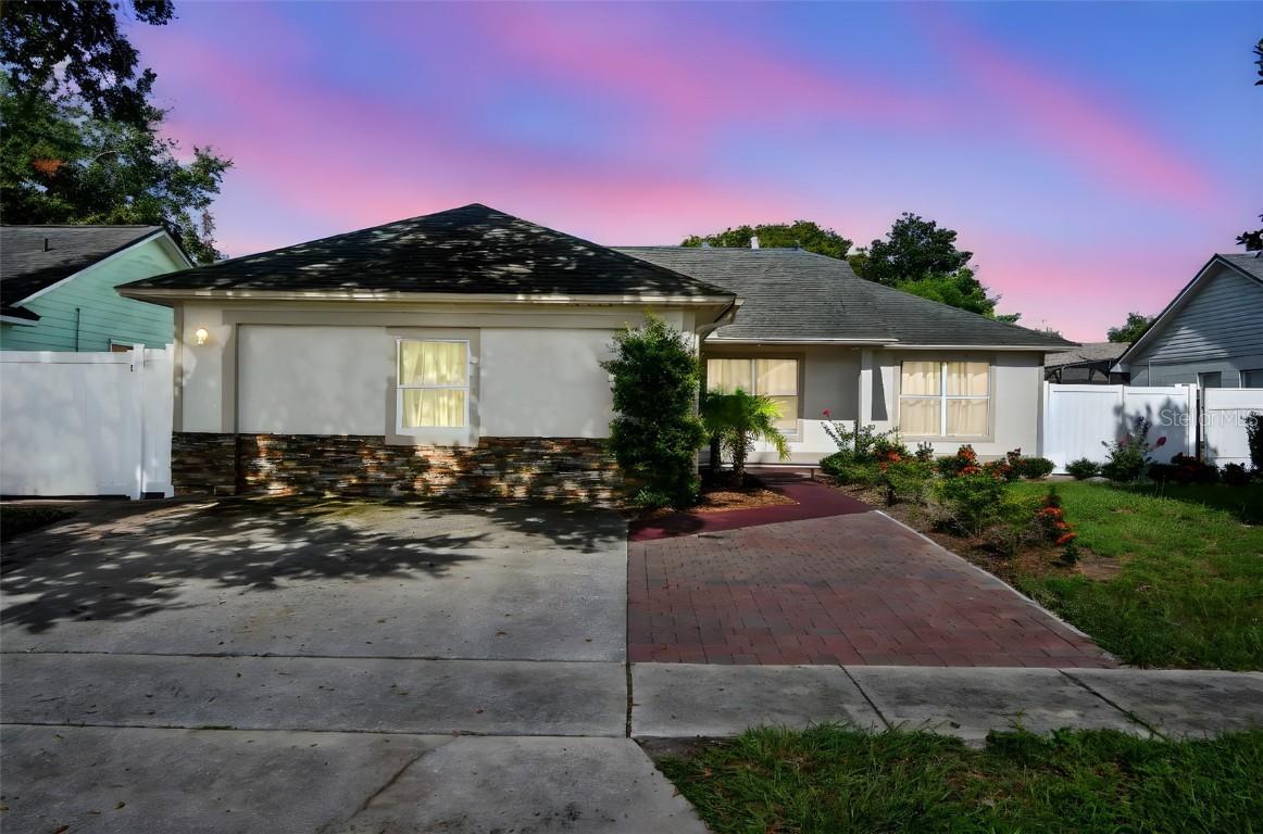 231 S Bristol Cir., Sanford, FL 32773