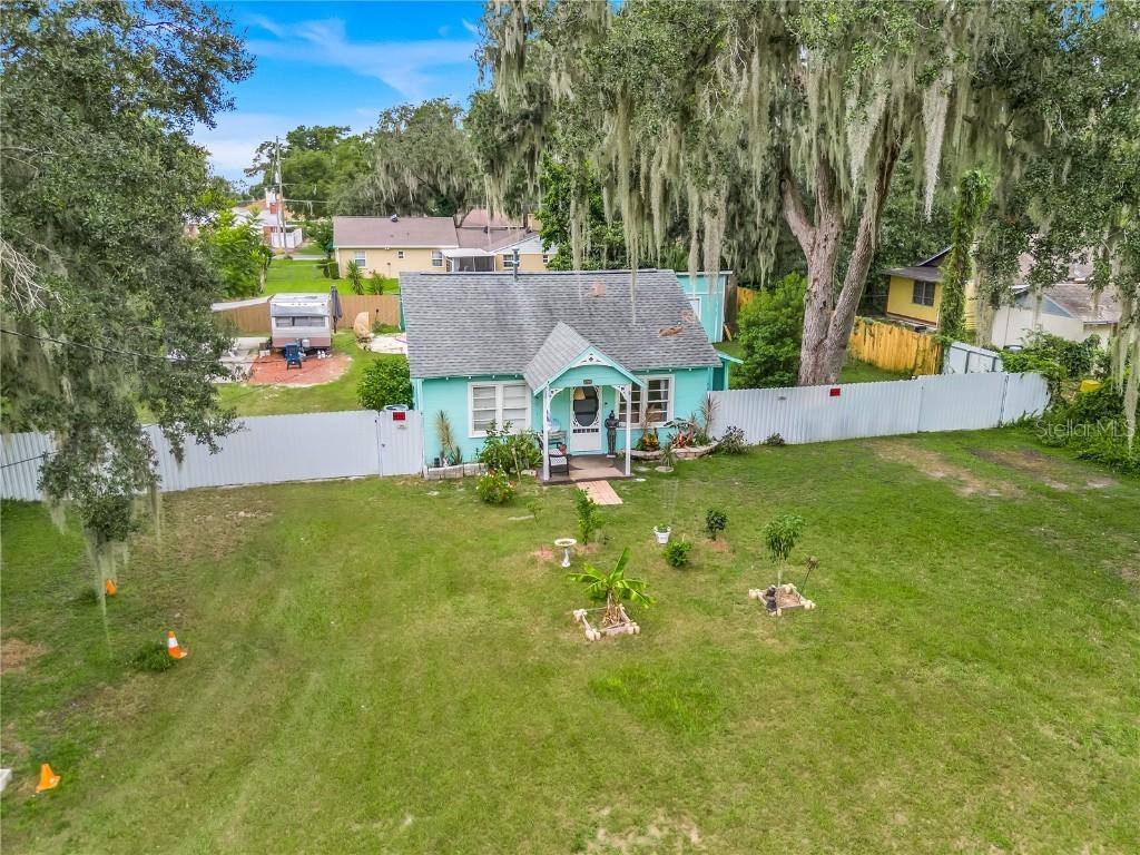 521 Michigan St., Mount Dora, FL 32757