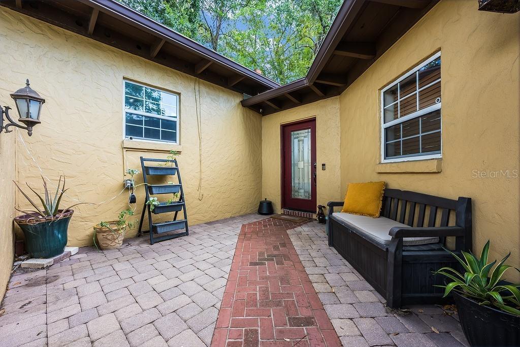 1835 Oak Ln., Orlando, FL 32803