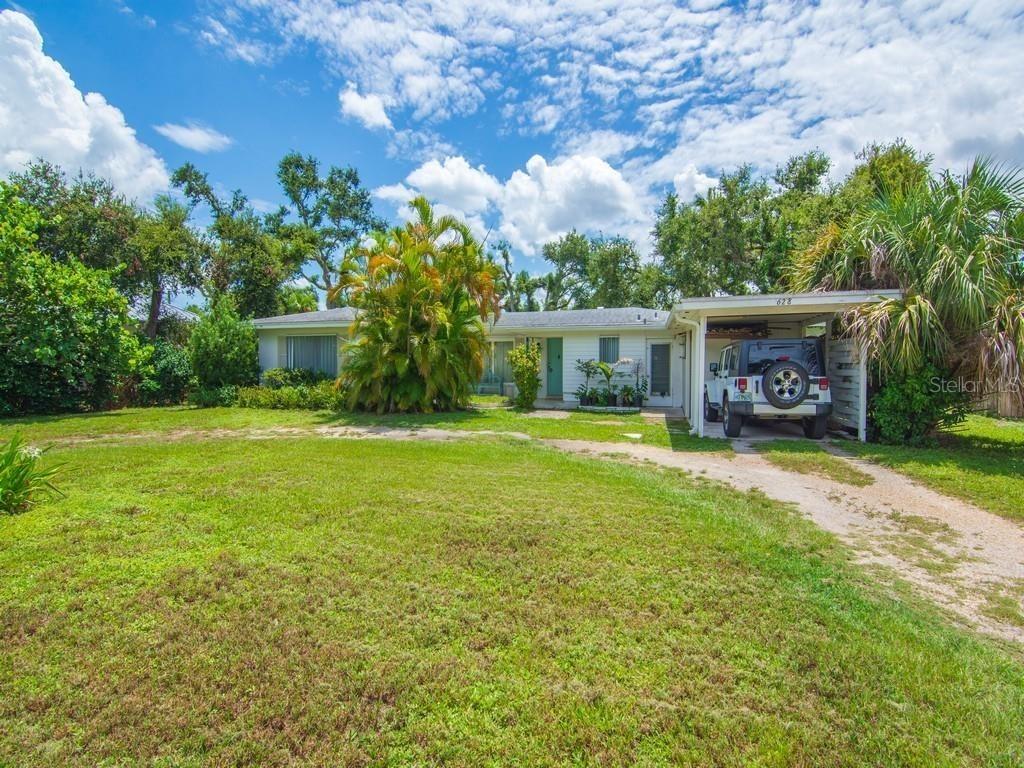 628 Banyan Rd., Vero Beach, FL 32963
