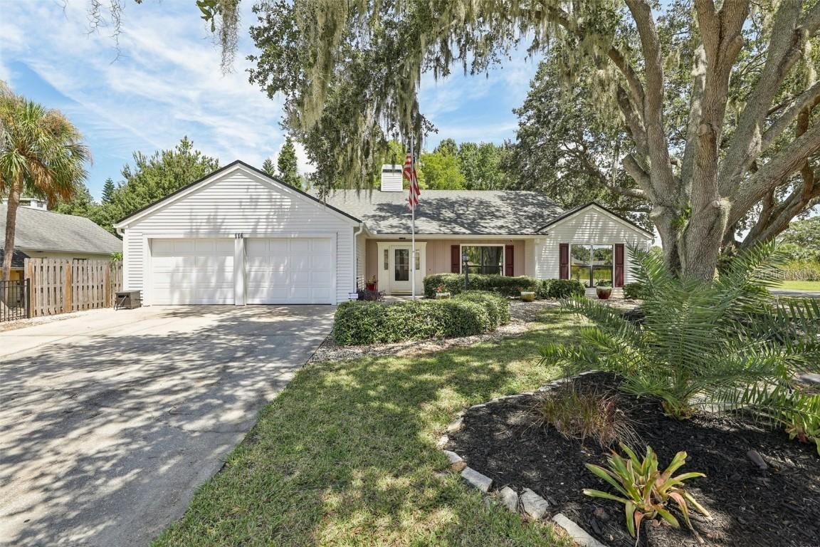 116 E Delaware St., Tavares, FL 32778