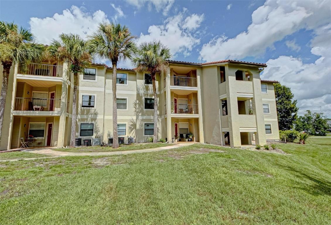 3038 Parkway Blvd. #305, Kissimmee, FL 34747