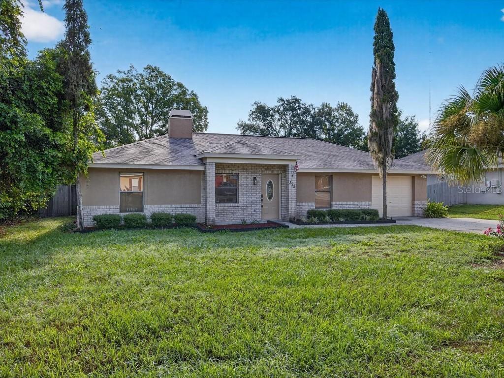325 Charles Ave., Orange City, FL 32763
