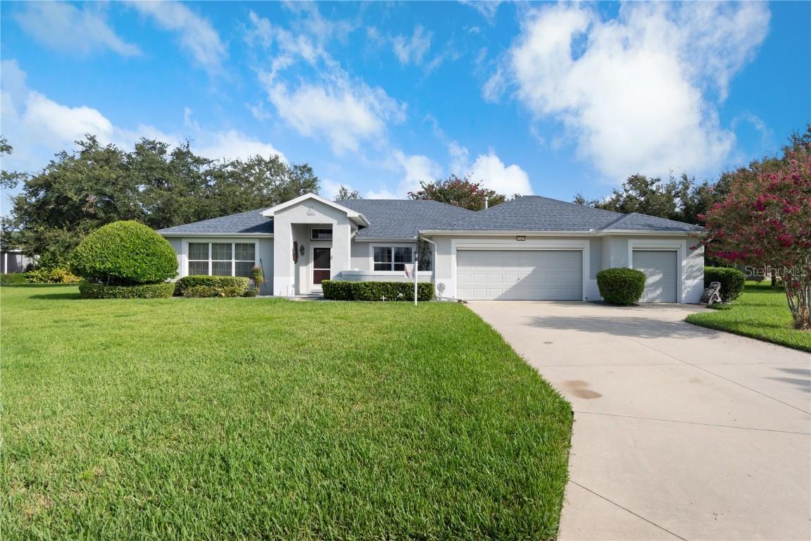 27437 Desert Rose Ct., Leesburg, FL 34748