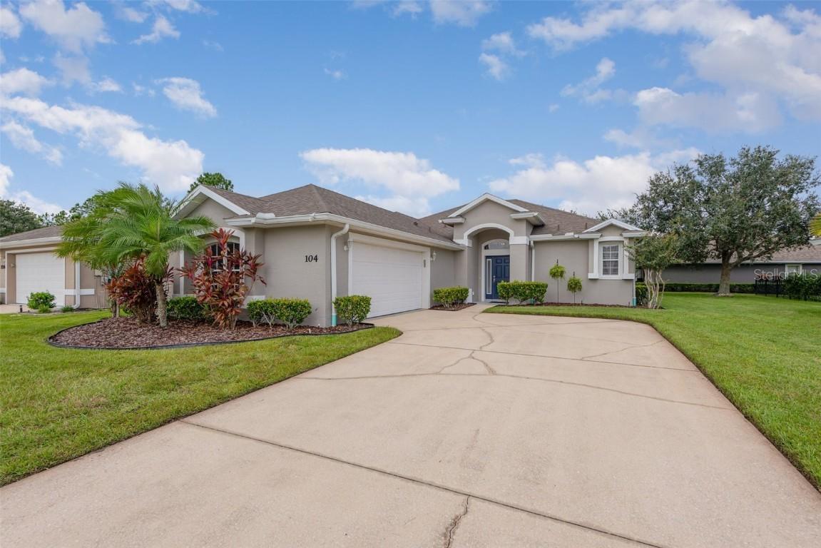 104 Mcgill Cir., Daytona Beach, FL 32124