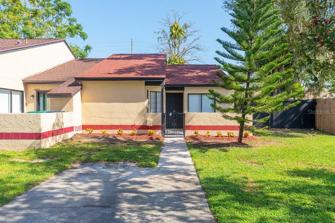 706 Golden Sunshine Cir., Orlando, FL 32807