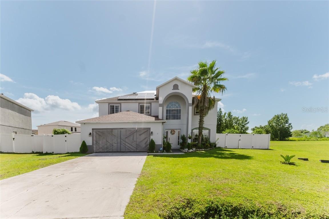 554 Bristol Cir., Kissimmee, FL 34758