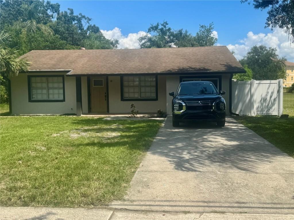 6917 N 53rd St., Tampa, FL 33617