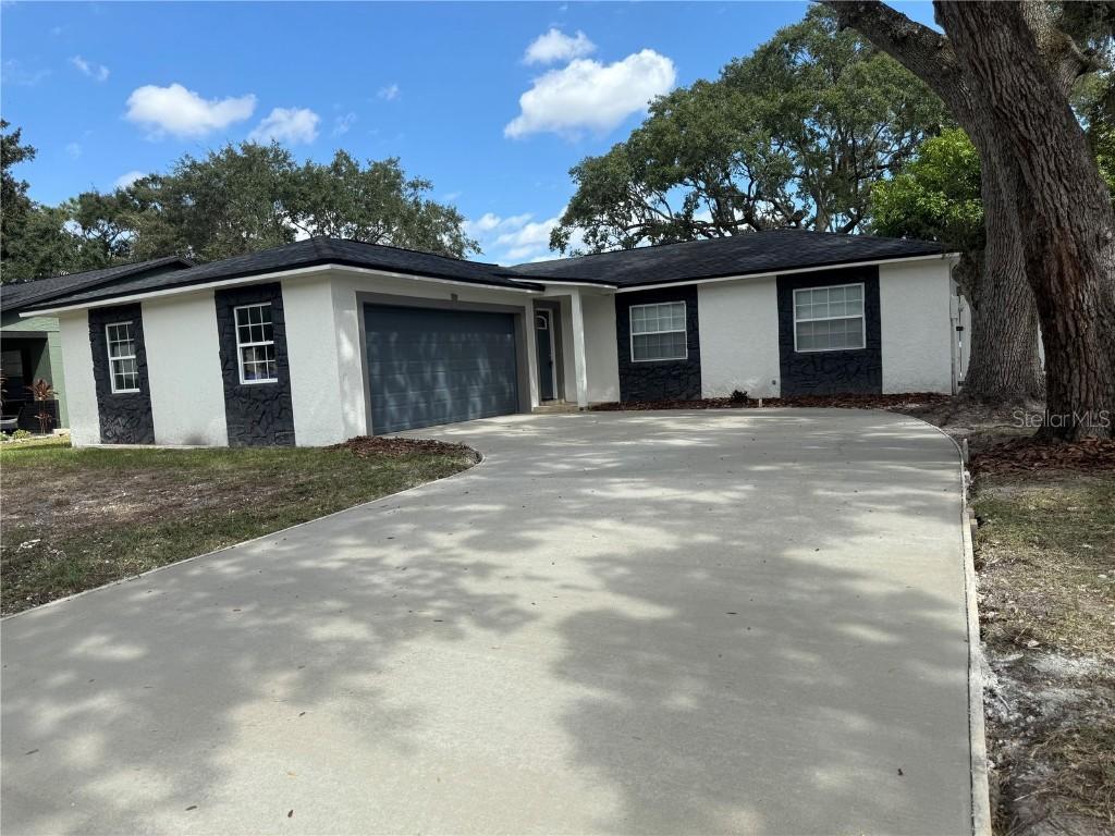 2539 Christine Dr., Kissimmee, FL 34744