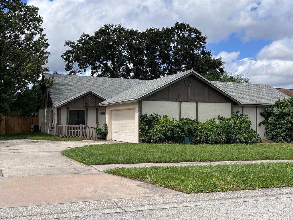 1220 Easton St., Orlando, FL 32825