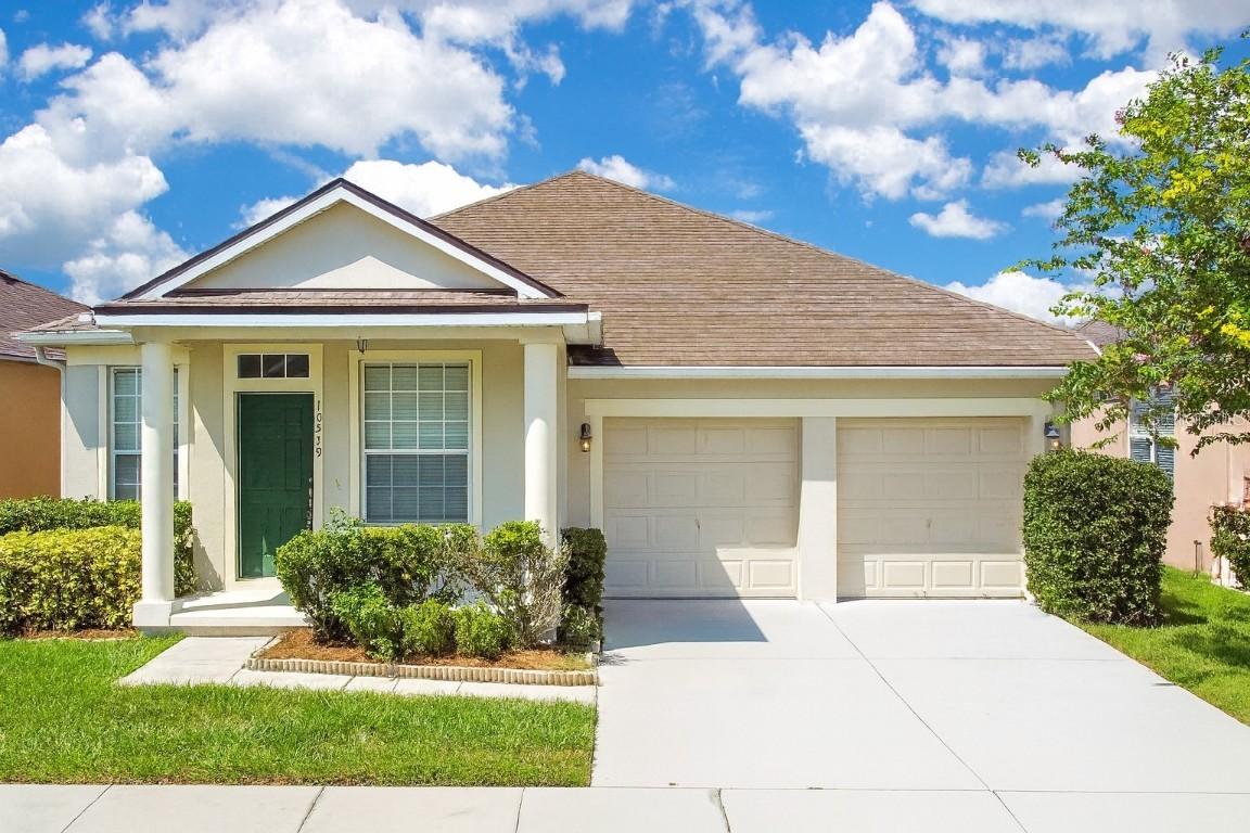 10519 Eastpark Lake Dr., Orlando, FL 32832