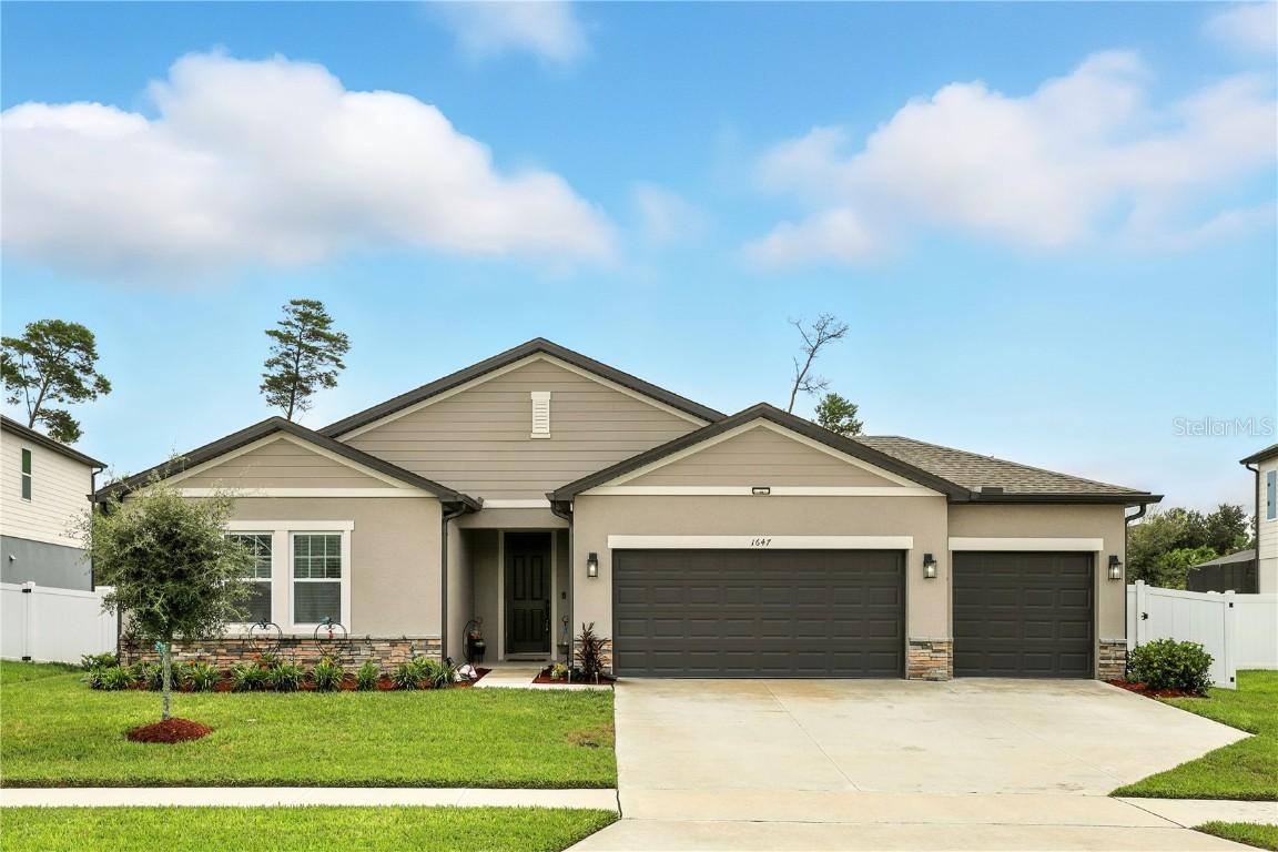 1647 Meadowlark Dr., Deltona, FL 32725