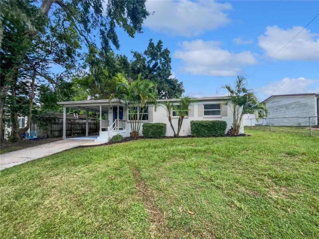 1207 Helen St., Apopka, FL 32703