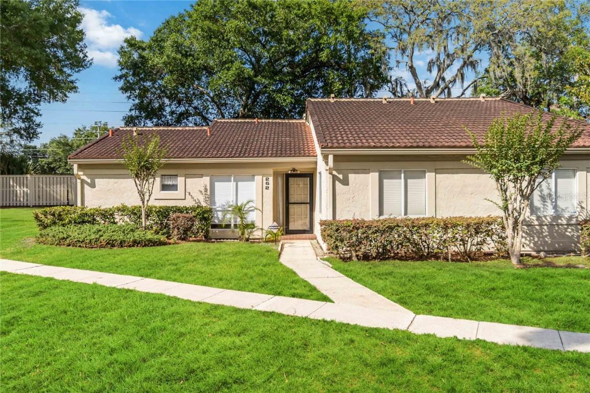 262 W Sabal Palm Pl., Longwood, FL 32779
